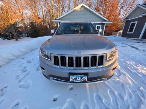 Used 2014 Jeep Grand Cherokee Limited image 19