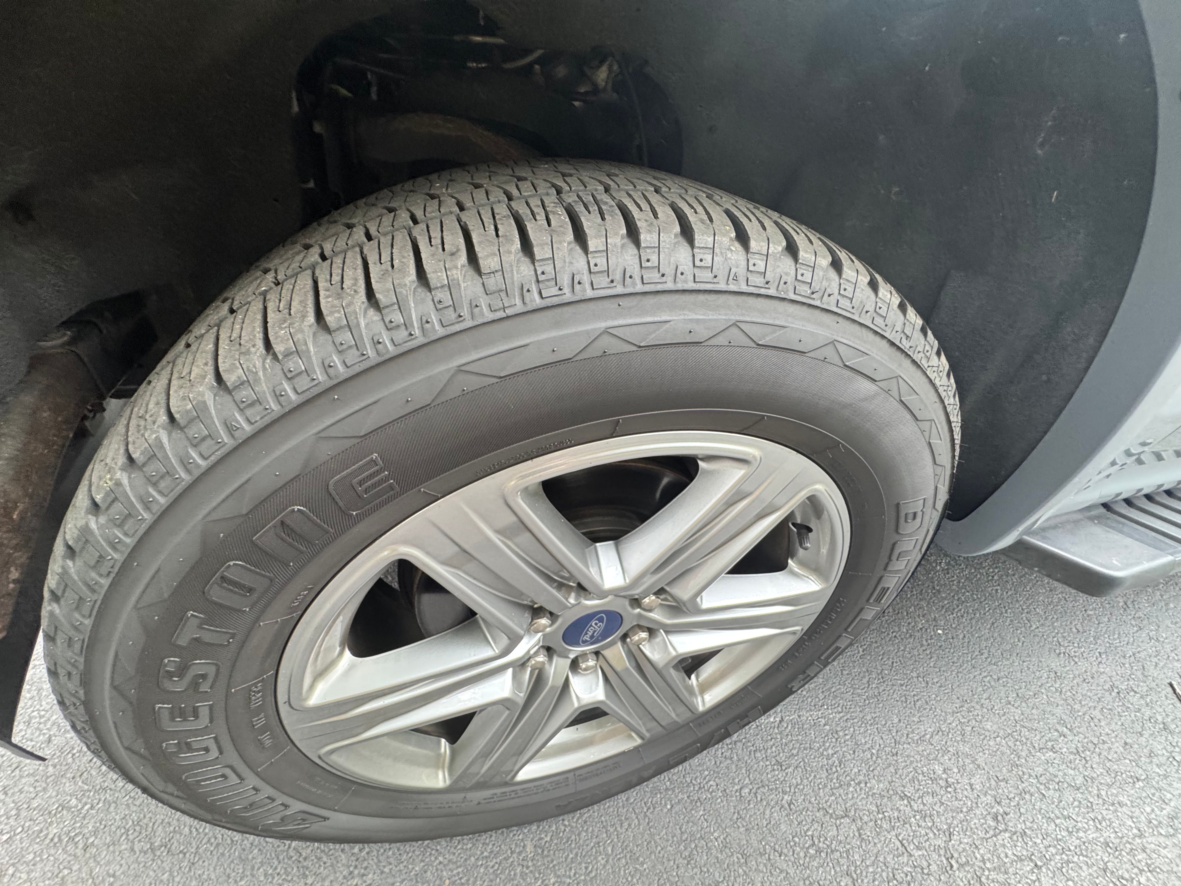 Used 2019 Ford F150 Lariat w/ Equipment Group 502A Luxury AWD/4WD image 28