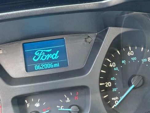 Used 2019 Ford Transit 250 130 Low Roof image 15