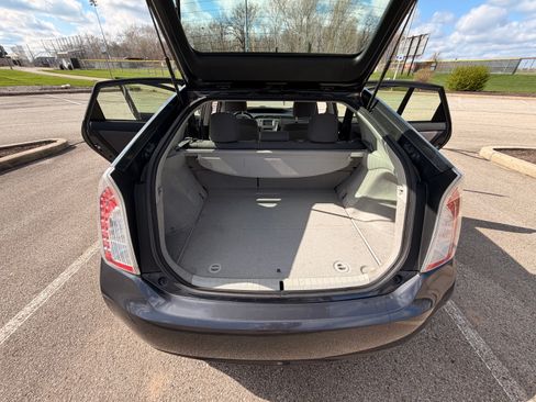 Used 2013 Toyota Prius Three image 18