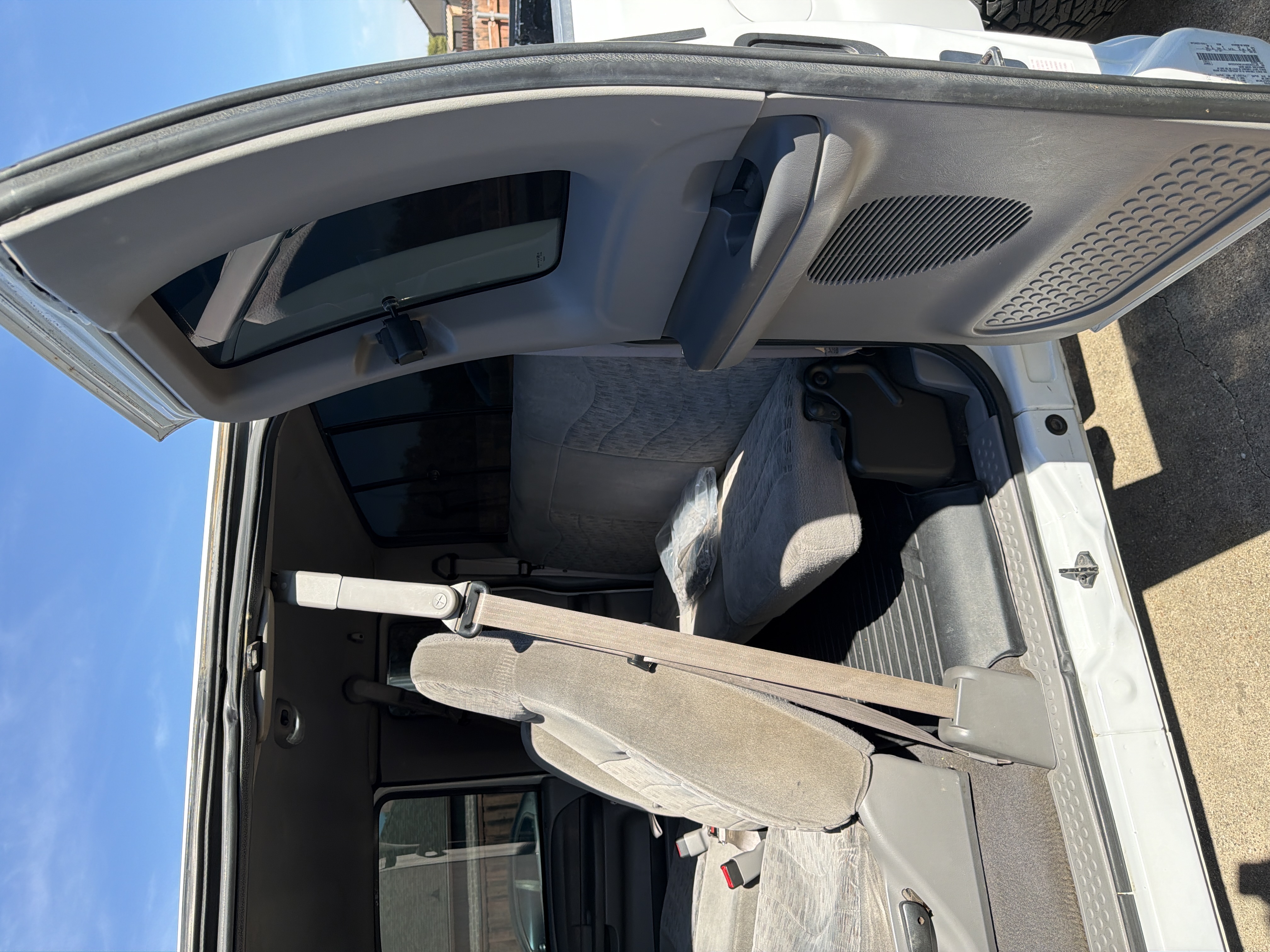 Used 2000 Ford F250 2WD SuperCab Super Duty image 9