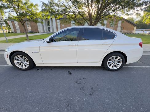 Used 2014 BMW 528i xDrive Sedan AWD/4WD image 13