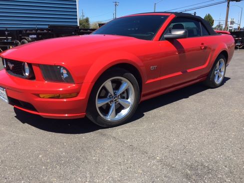 Used 2006 Ford Mustang GT image 15