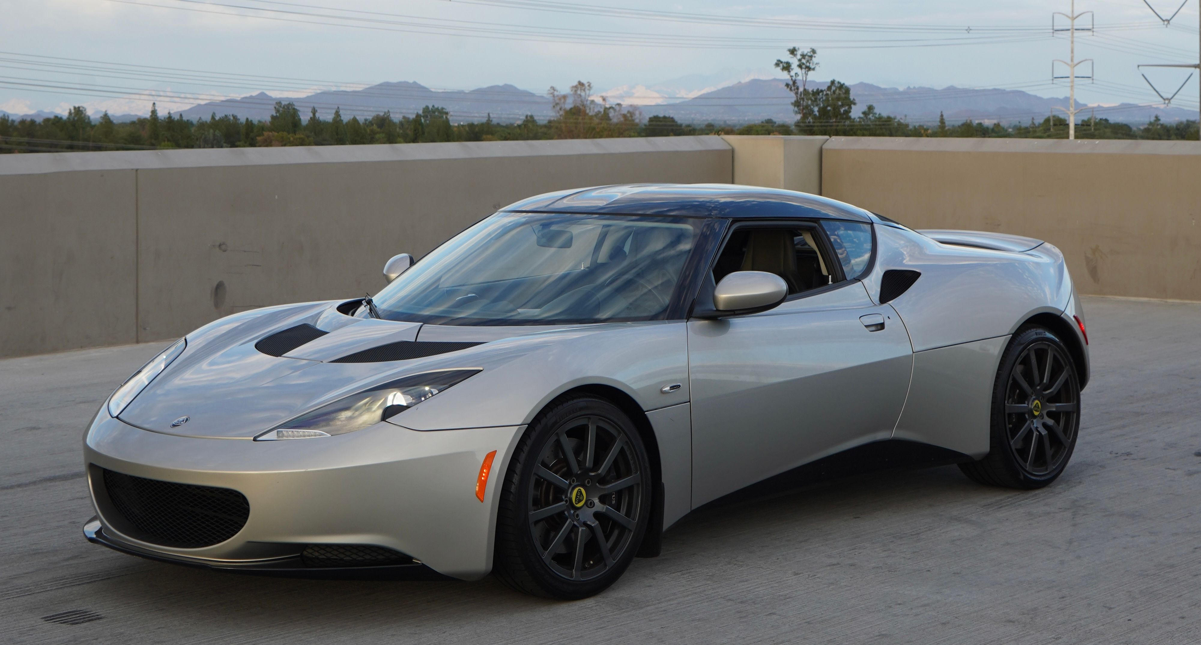 Used 2011 Lotus Evora 2+2 RWD image 1