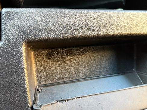 Used 2018 Chevrolet Silverado 1500 LT w/ Texas Edition image 13