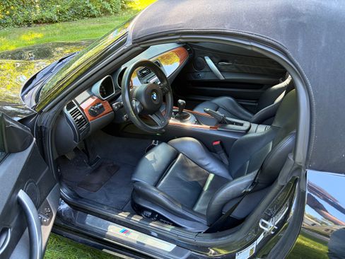 Used 2007 BMW M Roadster RWD image 14