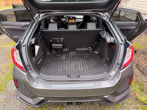 Used 2018 Honda Civic Sport Touring image 6