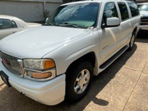 Used 2006 GMC Yukon XL Denali AWD/4WD image 5