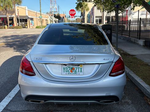 Used 2015 Mercedes-Benz C 300 4MATIC Sedan image 4