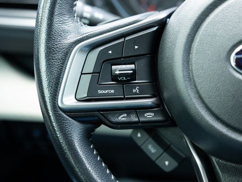 Used 2022 Subaru Ascent Premium w/ Convenience Package image 14