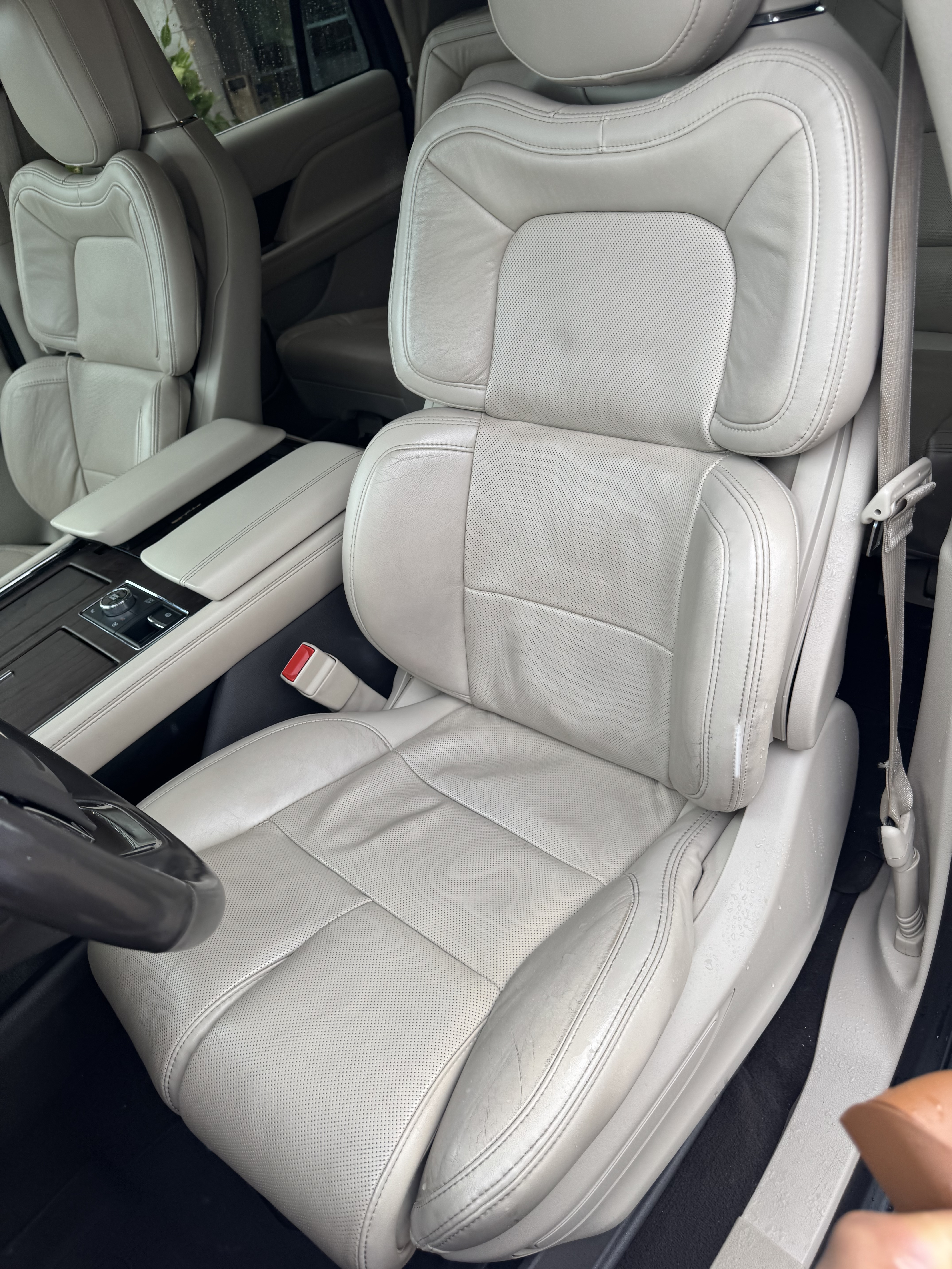 Used 2021 Lincoln Navigator L Reserve RWD image 8