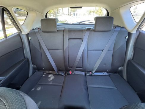 Used 2010 MAZDA MAZDA3 s Sport FWD image 12