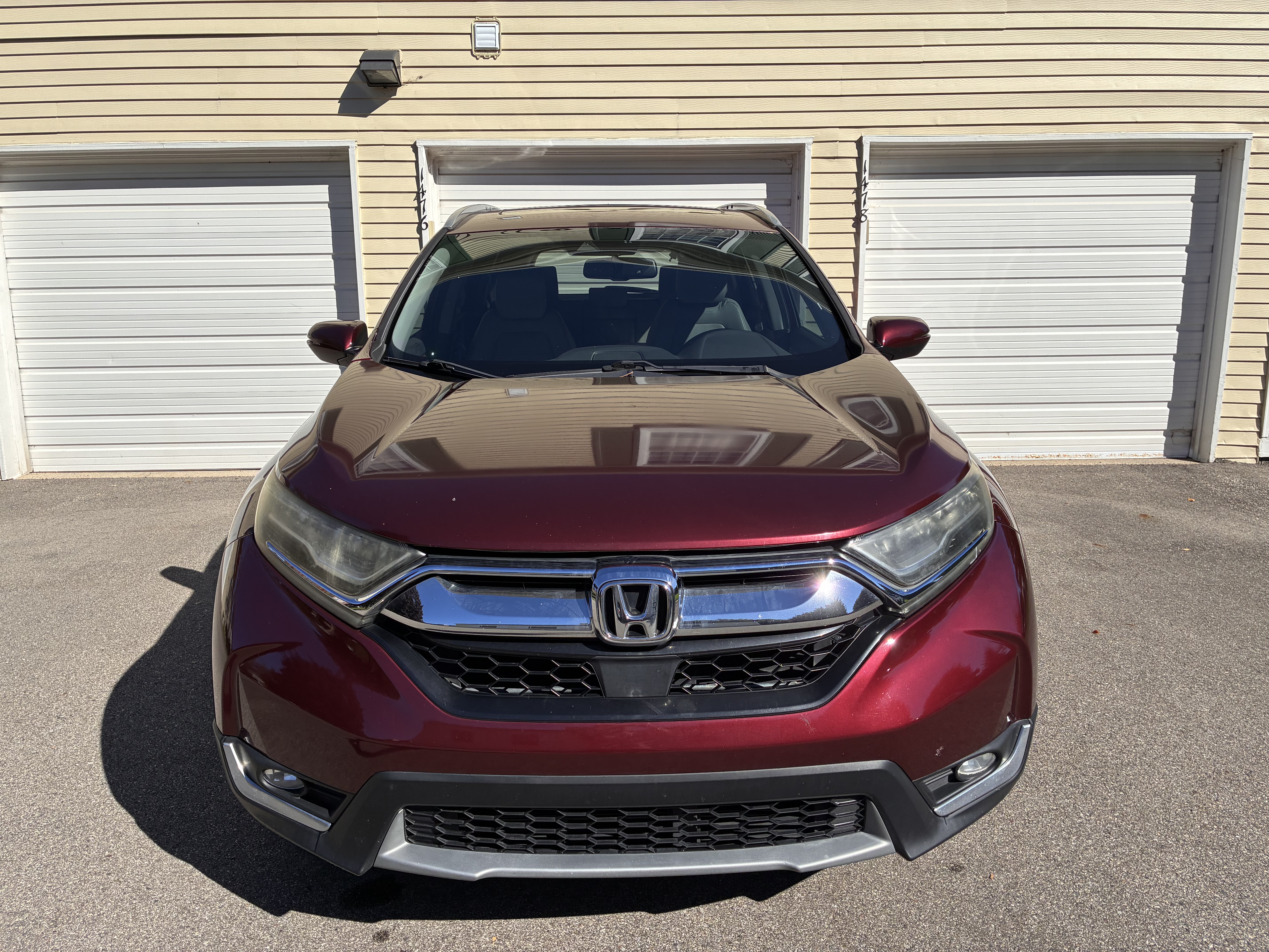 Used 2018 Honda CR-V Touring image 2