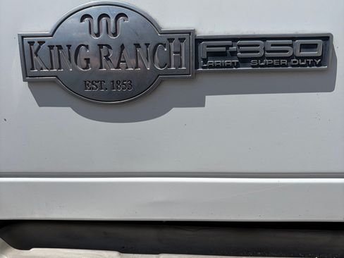 Used 2006 Ford F350 King Ranch image 8