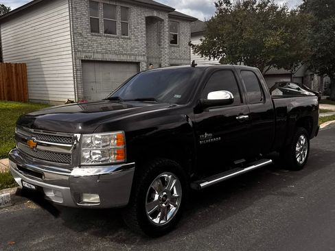 Used 2013 Chevrolet Silverado 1500 LT RWD image 2