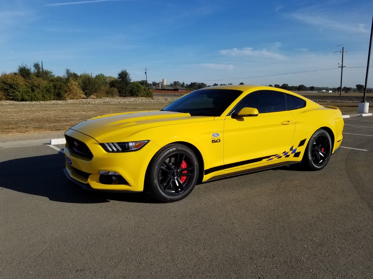 Used 2016 Ford Mustang GT Premium w/ Enhanced Security Package RWD image 1