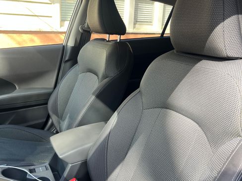 Used 2024 Subaru Crosstrek 2.0i Premium image 11