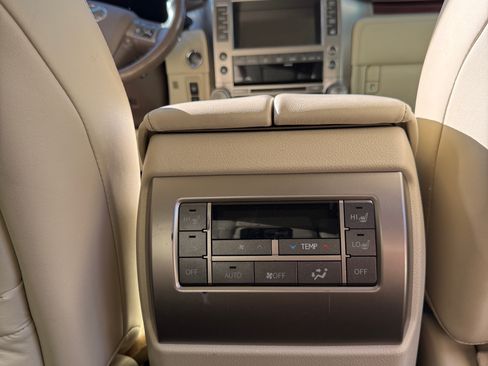 Used 2013 Lexus GX 460 Premium AWD/4WD image 13
