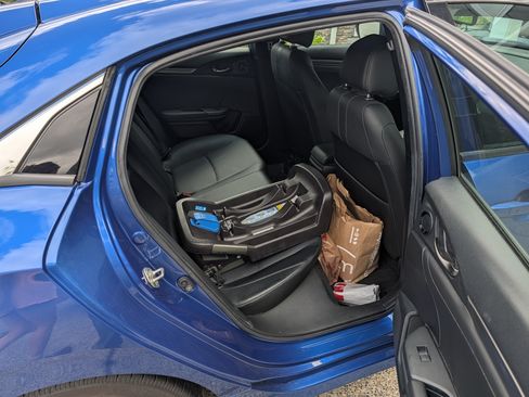 Used 2018 Honda Civic EX-L image 9