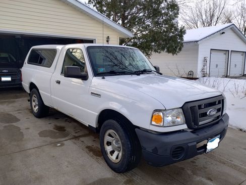 Used 2011 Ford Ranger XL image 1