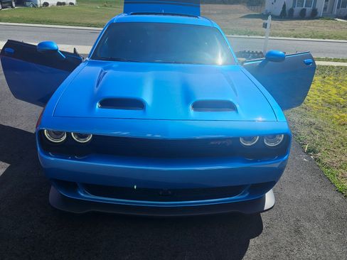 Used 2023 Dodge Challenger SRT Hellcat image 5