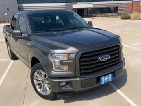 Used 2017 Ford F150 XL w/ Equipment Group 101A Mid RWD image 1