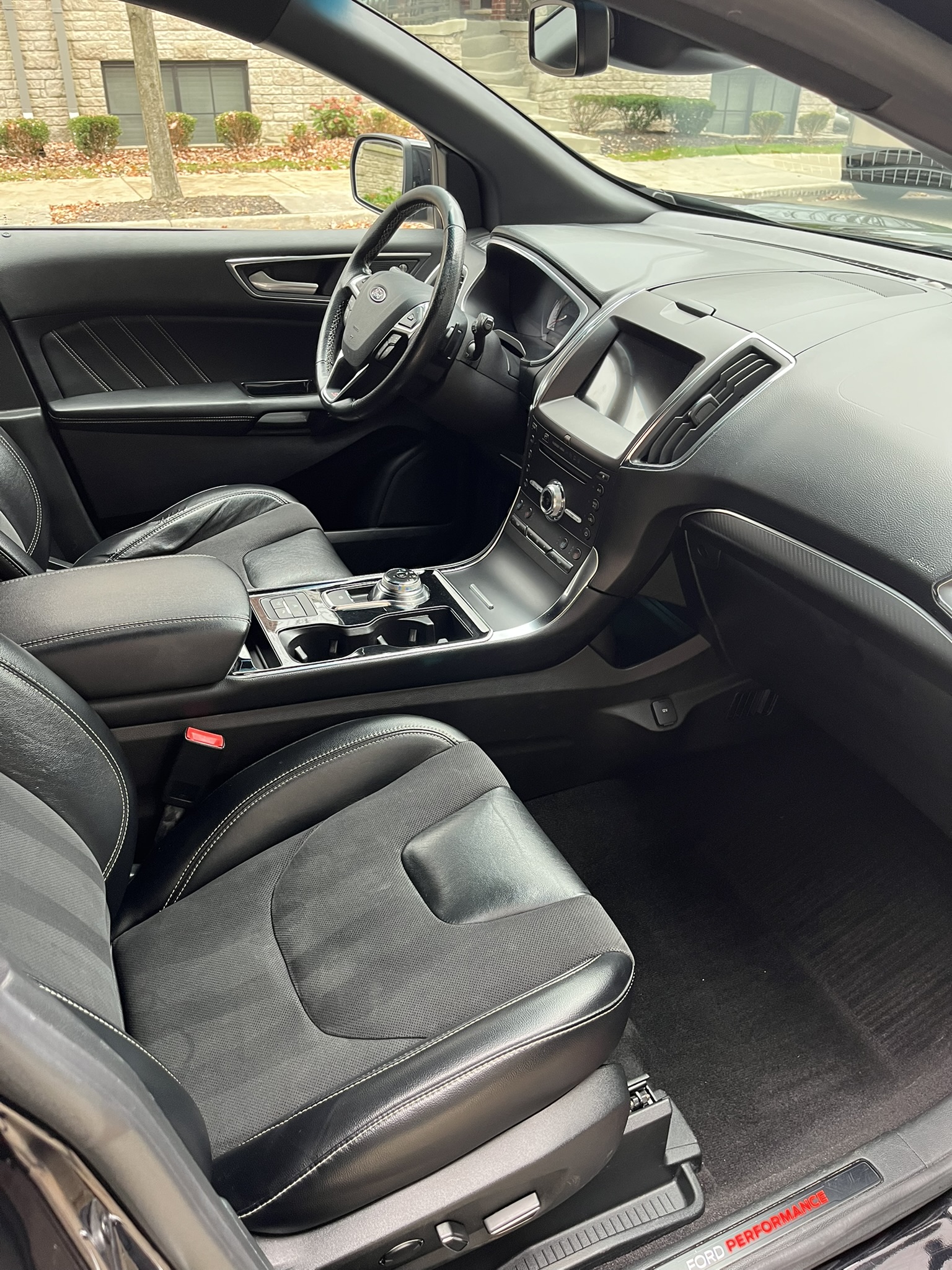 Used 2019 Ford Edge ST w/ Equipment Group 401A AWD/4WD image 14
