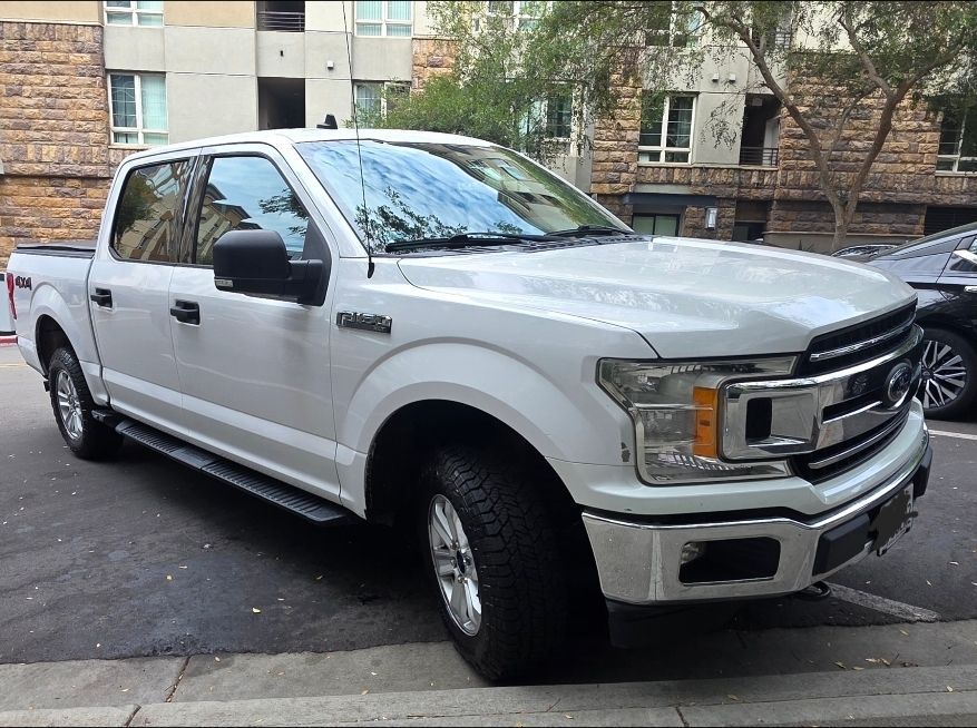 Used 2019 Ford F150 XLT w/ Trailer Tow Package AWD/4WD image 4