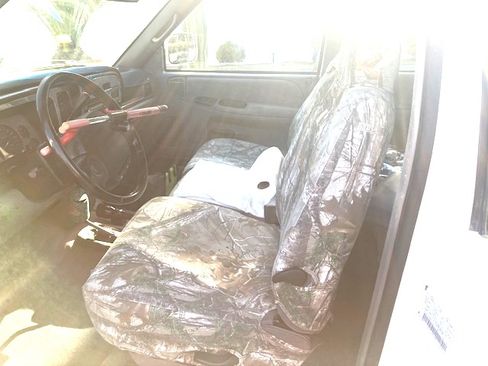 Used 1996 Dodge Ram 2500 Truck 4x4 Club Cab image 12