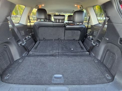 Used 2017 Nissan Pathfinder SL image 16