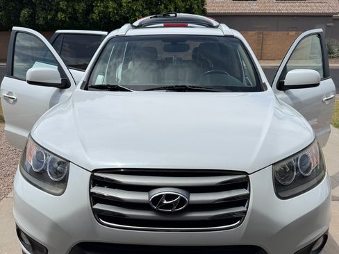 Used 2012 Hyundai Santa Fe Limited w/ Navigation Pkg 4 FWD image 1