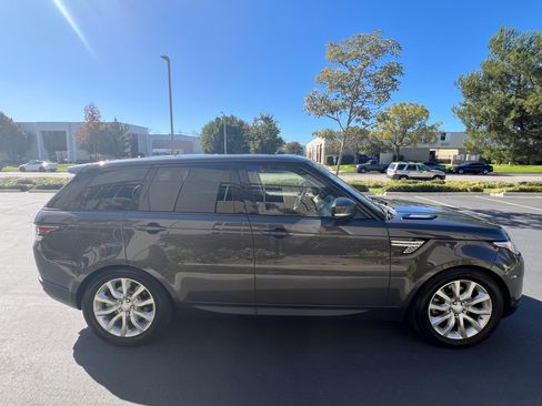 Used 2016 Land Rover Range Rover Sport HSE image 6
