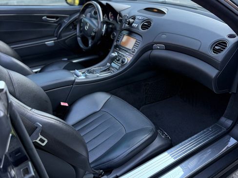 Used 2007 Mercedes-Benz SL 55 AMG image 11