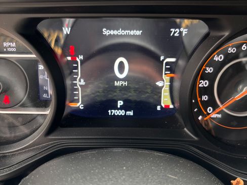 Used 2024 Jeep Wrangler Unlimited Sahara w/ Safety Group AWD/4WD image 11