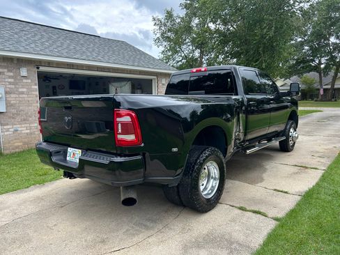 Used 2024 RAM 3500 Laramie AWD/4WD image 6