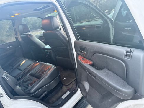 Used 2008 Chevrolet Tahoe 2WD Hybrid image 8