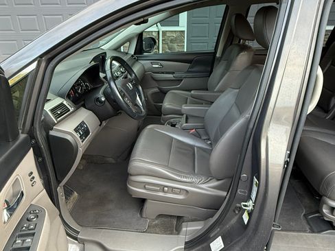 Used 2016 Honda Odyssey Touring image 10