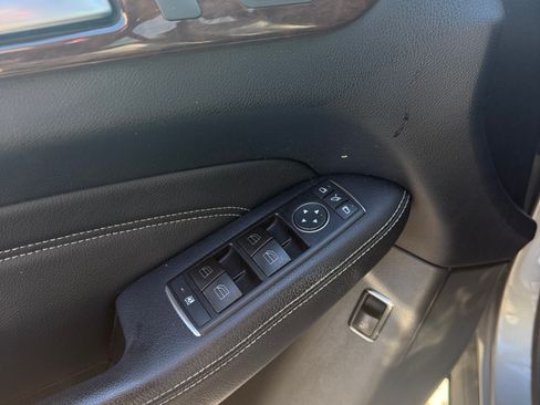 Used 2012 Mercedes-Benz ML 350 4MATIC image 11