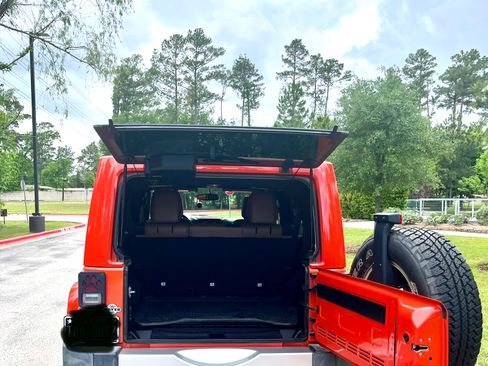 Used 2015 Jeep Wrangler Unlimited Sahara w/ Trailer Tow Group image 8