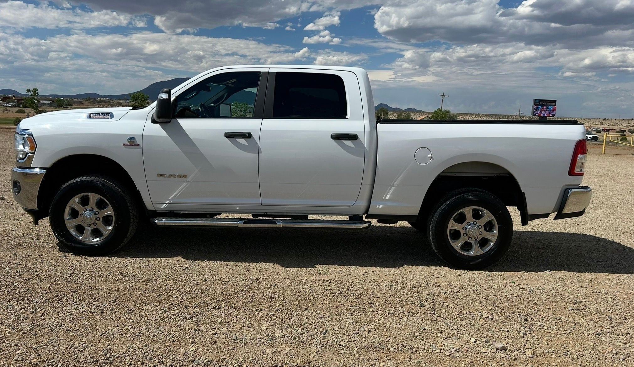 Used 2023 RAM 2500 Big Horn w/ Level 1 Equipment Group AWD/4WD image 6