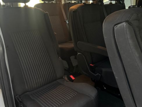 Used 2018 Ford Transit 350 XLT image 9