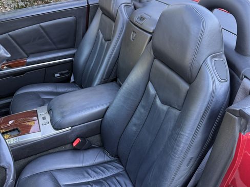 Used 2005 Cadillac XLR Convertible 2D image 29