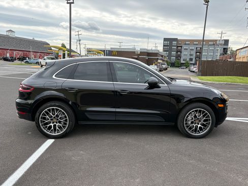 Used 2017 Porsche Macan S AWD/4WD image 1
