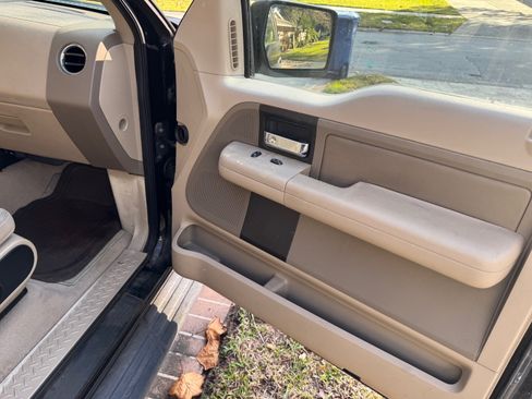 Used 2004 Ford F150 XLT image 21