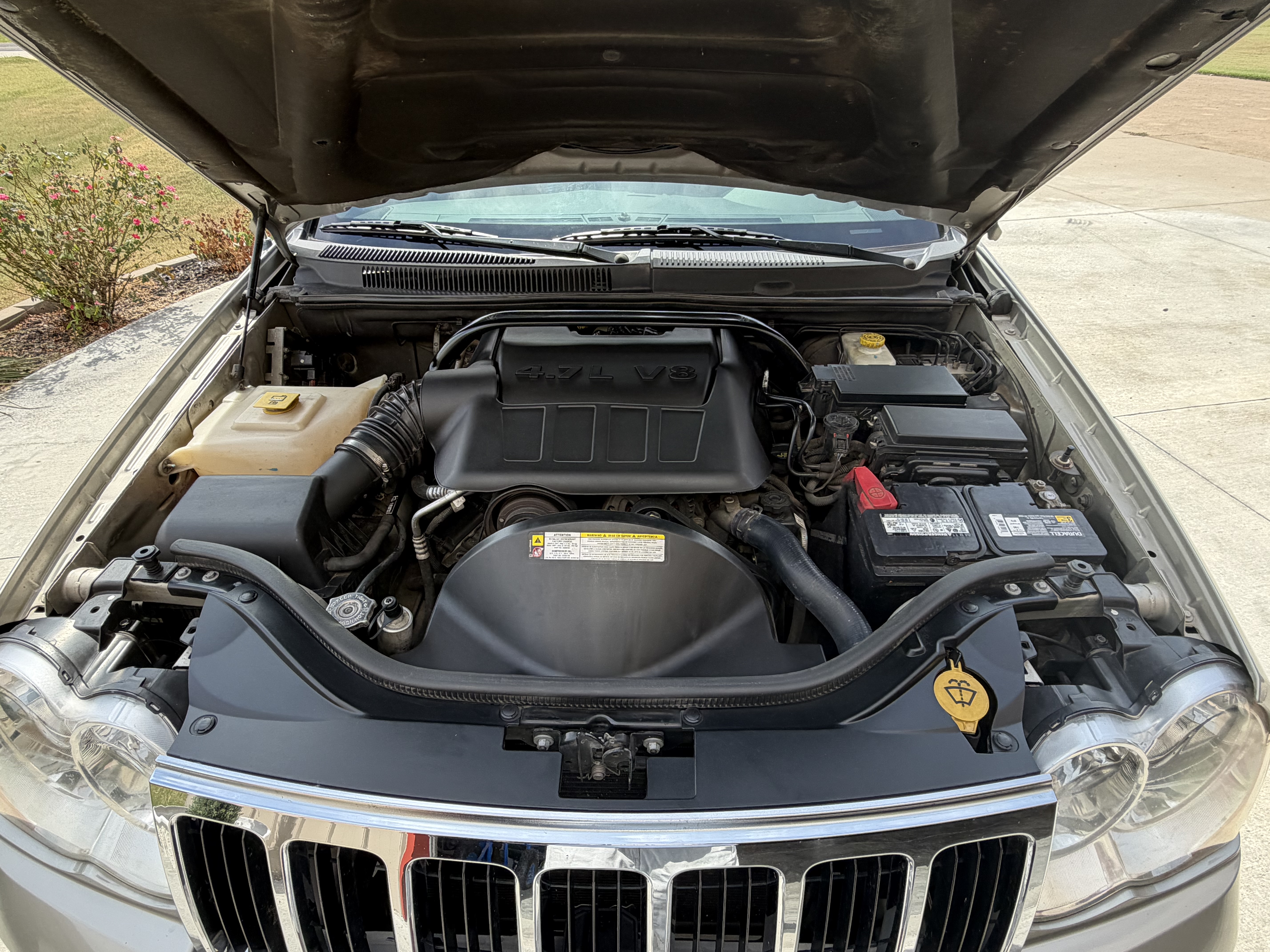 Used 2008 Jeep Grand Cherokee Limited w/ Trailer Tow Group IV AWD/4WD image 17