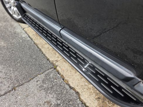 Used 2013 Land Rover LR4 HSE image 30