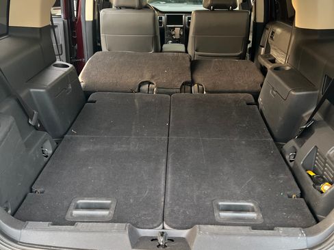 Used 2018 Ford Flex SEL w/ Equipment Group 202A image 6