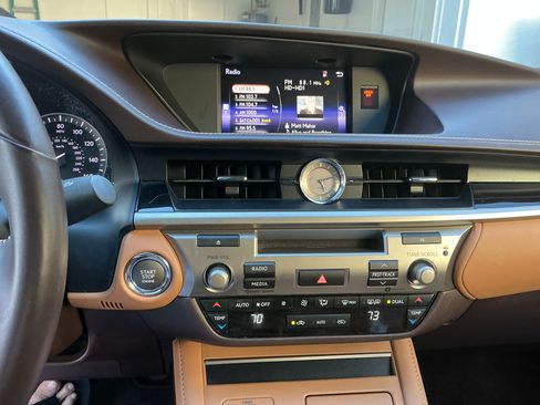 Used 2017 Lexus ES 350 w/ Accessory Package 2 image 12