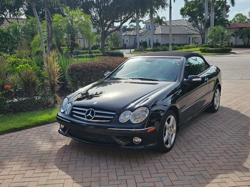 Used 2007 Mercedes-Benz CLK 550 Cabriolet image 1