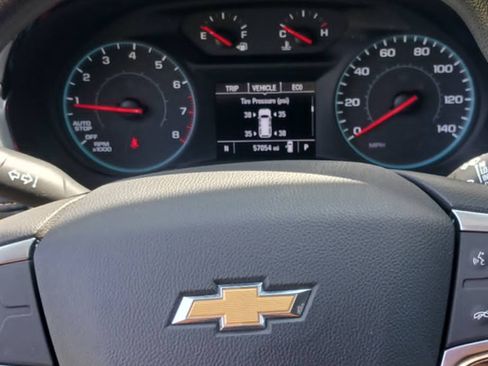 Used 2020 Chevrolet Traverse LS FWD image 6